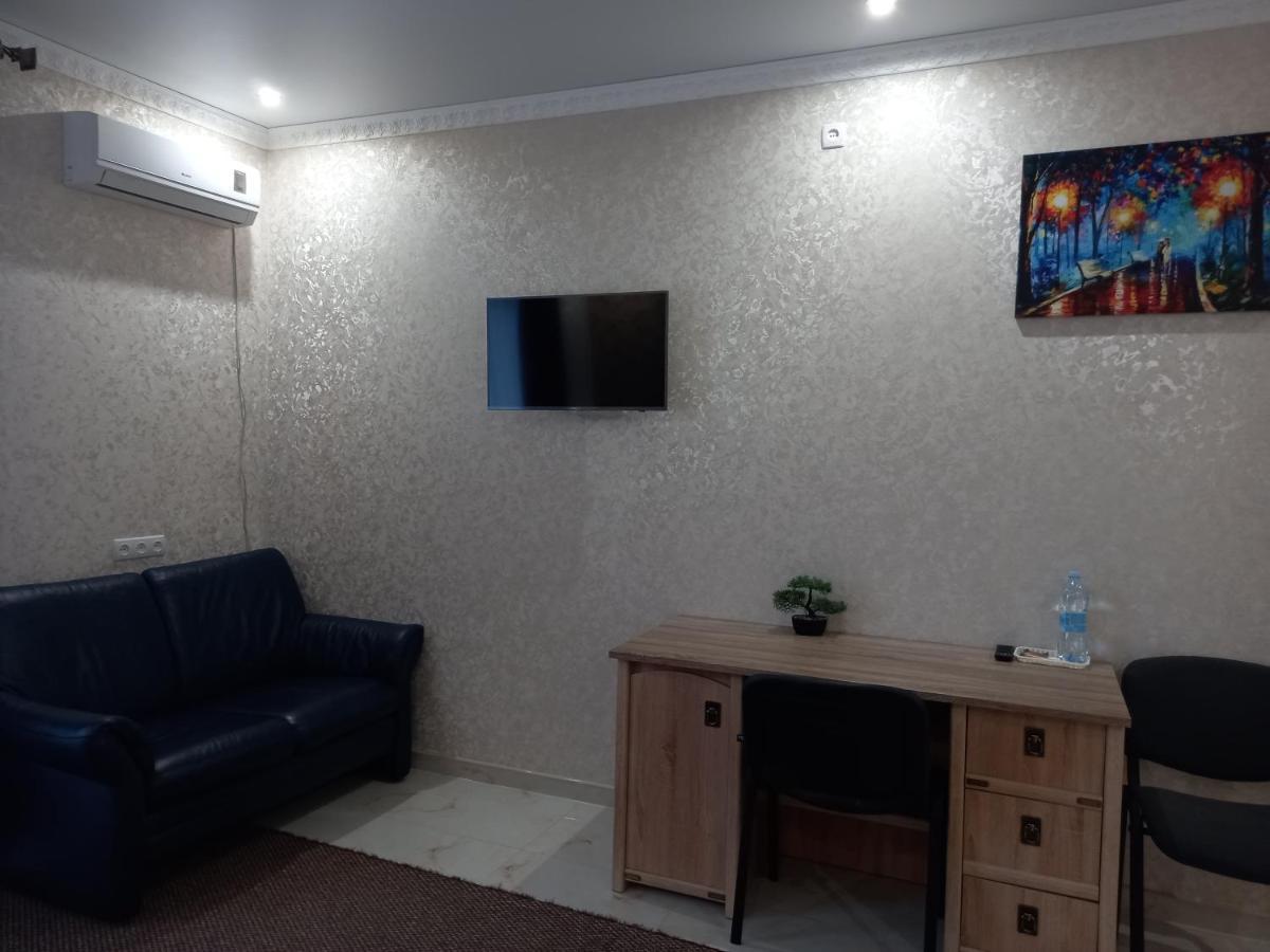 Готель River House Umanʼ Exterior foto