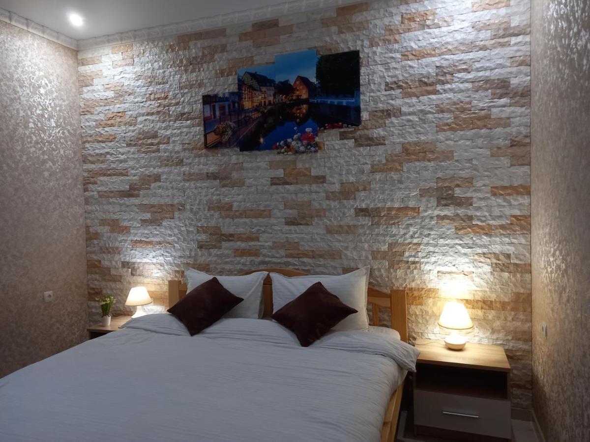 Готель River House Umanʼ Exterior foto
