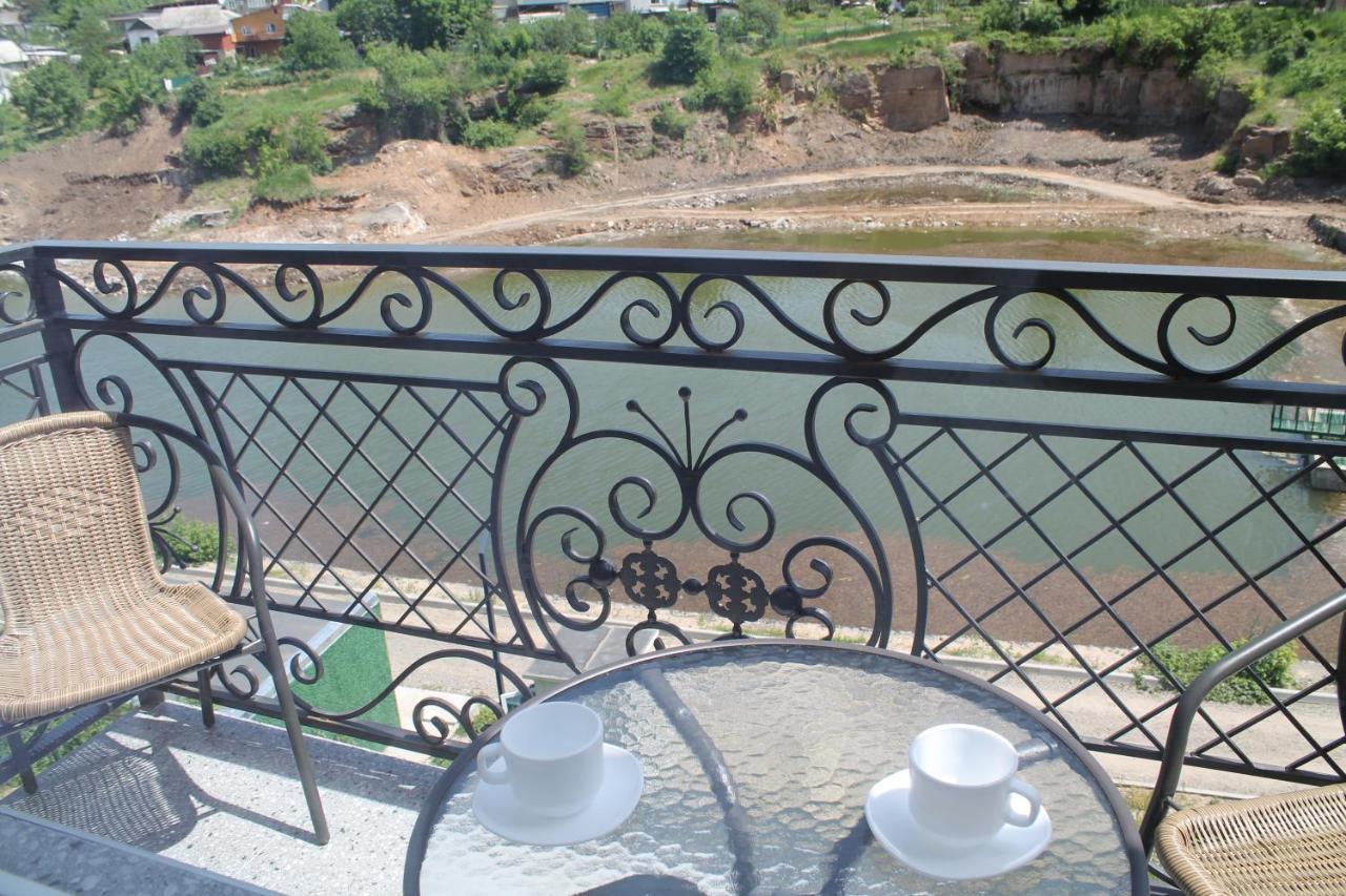 Готель River House Umanʼ Exterior foto